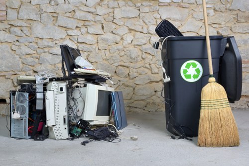Organised removal and sorting during Richmond Upon Thames house clearance